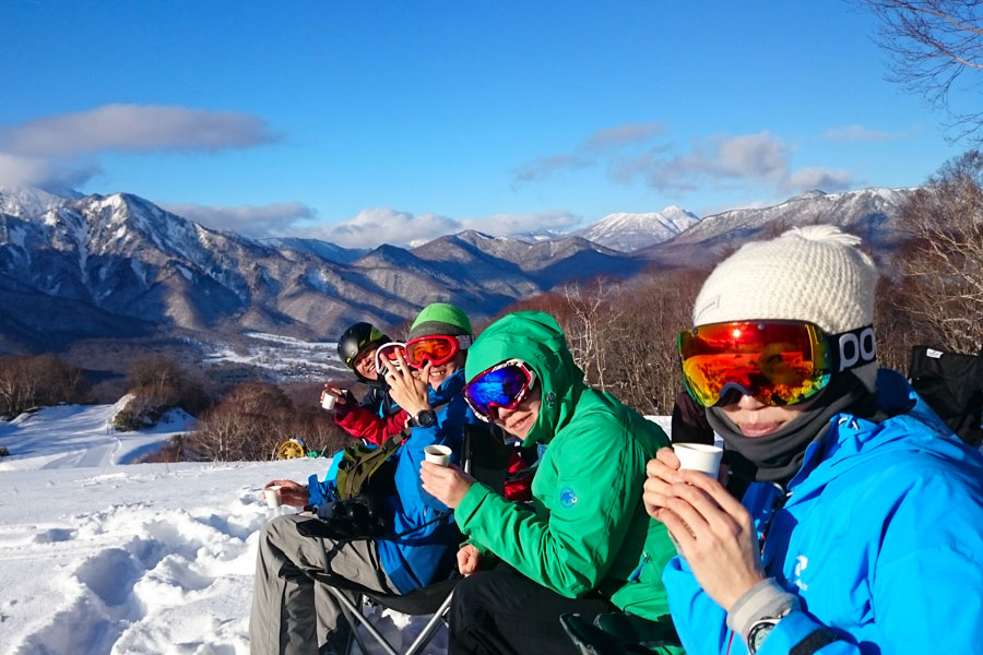 スキーが初めてでも楽しめる？